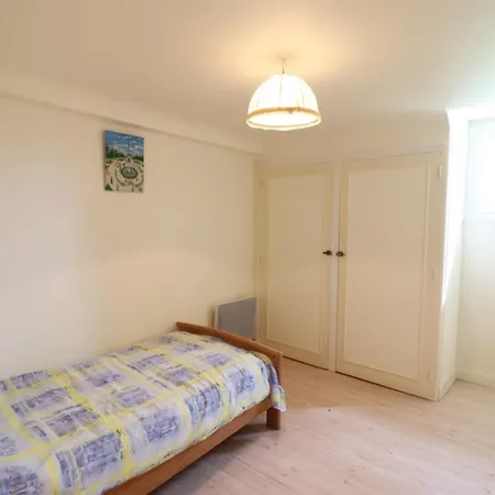 Maison Spacieuse Entre Monts Du Cantal Et Aubrac - 10 Pers, 2000m² De Terrain, Animaux Acceptes - Fr-1-742-139 * Pierrefort