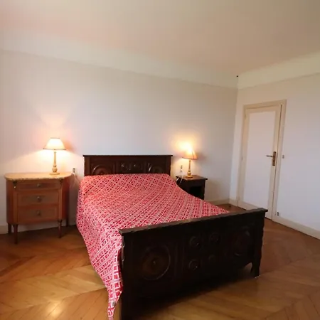 Maison Spacieuse Entre Monts Du Cantal Et Aubrac - 10 Pers, 2000m² De Terrain, Animaux Acceptes - Fr-1-742-139