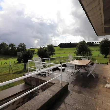 펜션 Maison Spacieuse Entre Monts Du Cantal Et Aubrac - 10 Pers, 2000m² De Terrain, Animaux Acceptes - Fr-1-742-139 *