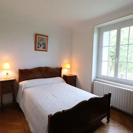 펜션 Maison Spacieuse Entre Monts Du Cantal Et Aubrac - 10 Pers, 2000m² De Terrain, Animaux Acceptes - Fr-1-742-139 *
